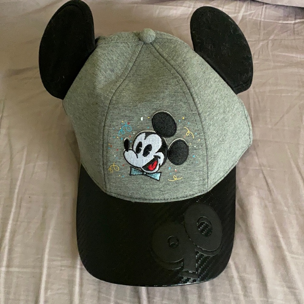 Disneyland Grey 2019 hat